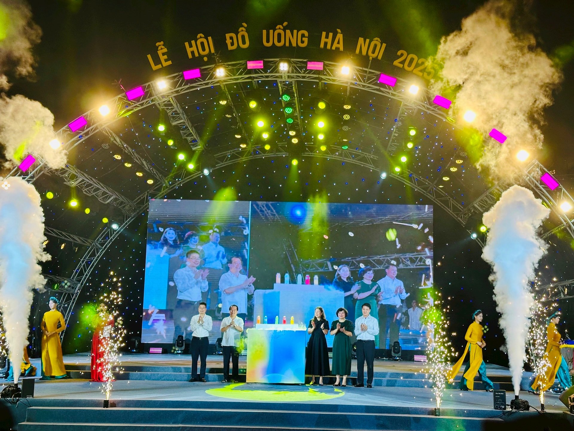 Khai mạc Lễ hội đồ uống “Thưởng vị Hà Nội” - Ảnh 1.