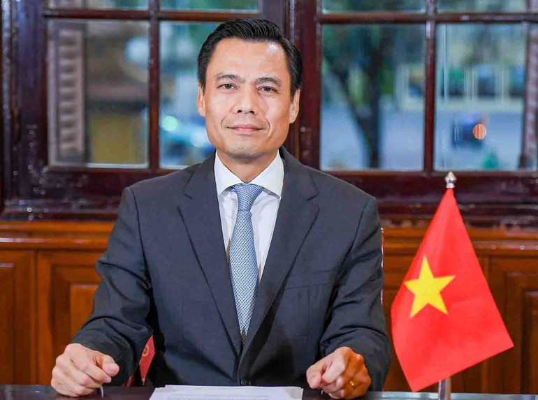 ttrng-dang-hoang-giang-6902.jpg