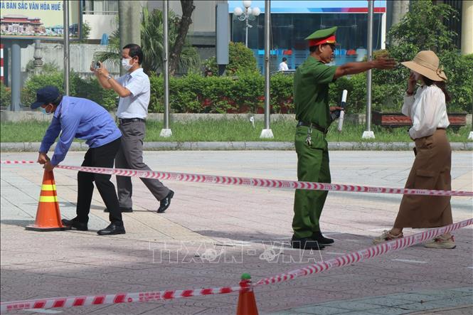 ចំណងជើងរូបថត