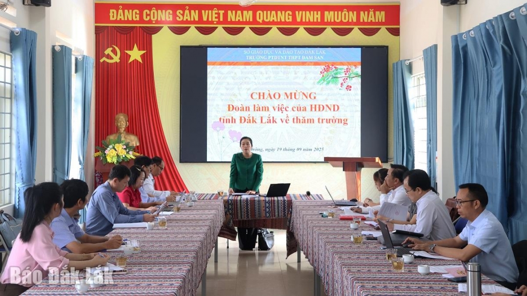 គណៈប្រតិភូចូលរួមសម័យប្រជុំត្រួតពិនិត្យ