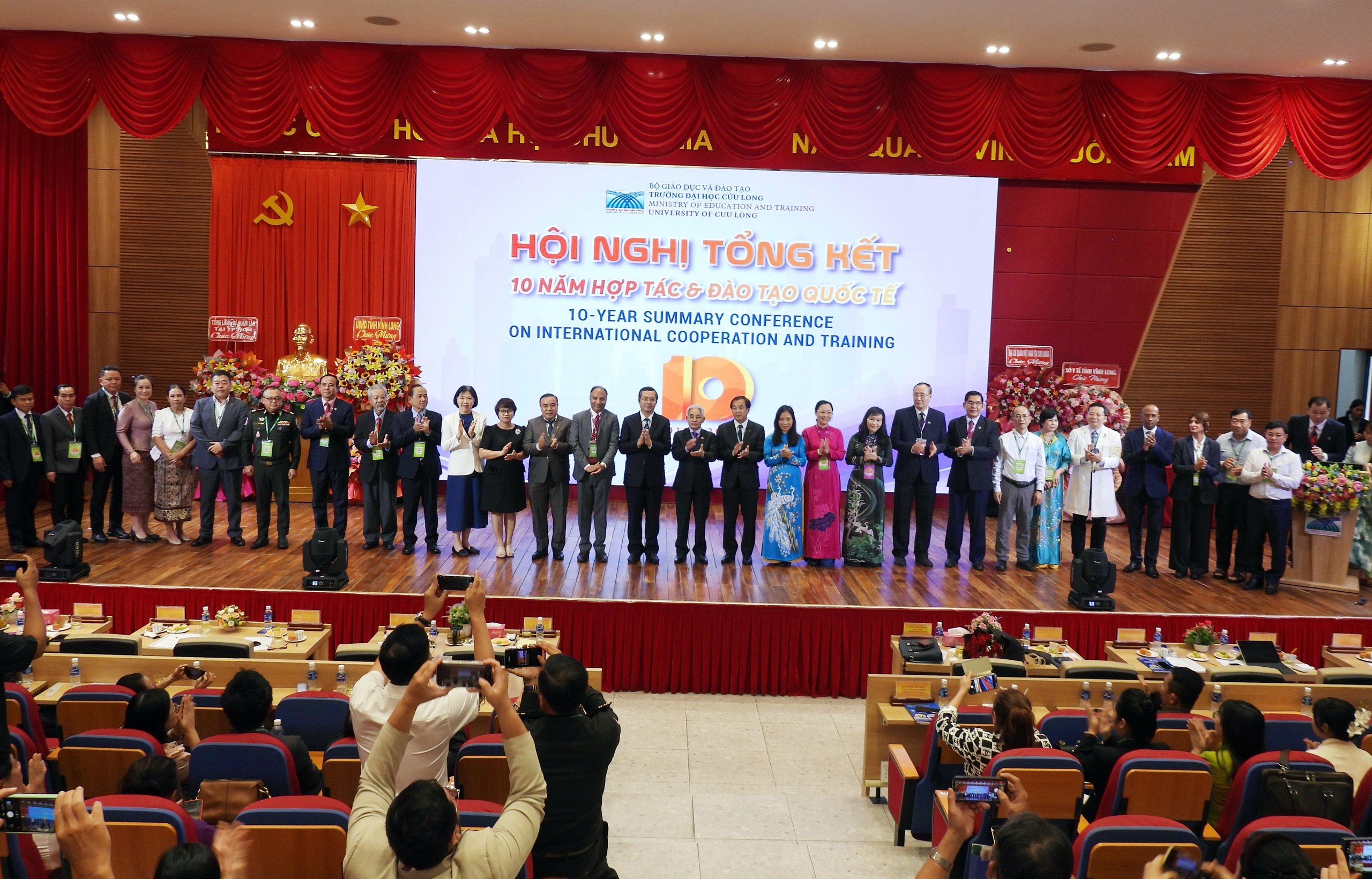 Trường ĐH Cửu Long tổ chức hội nghị tổng kết hoạt động 10 năm hợp tác và đào tạo quốc tế- Ảnh 9.