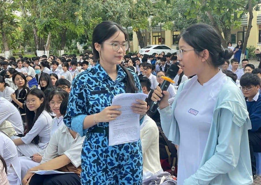 de-xuat-ve-mot-bo-sach-giao-khoa-thong-nhat-1.jpg