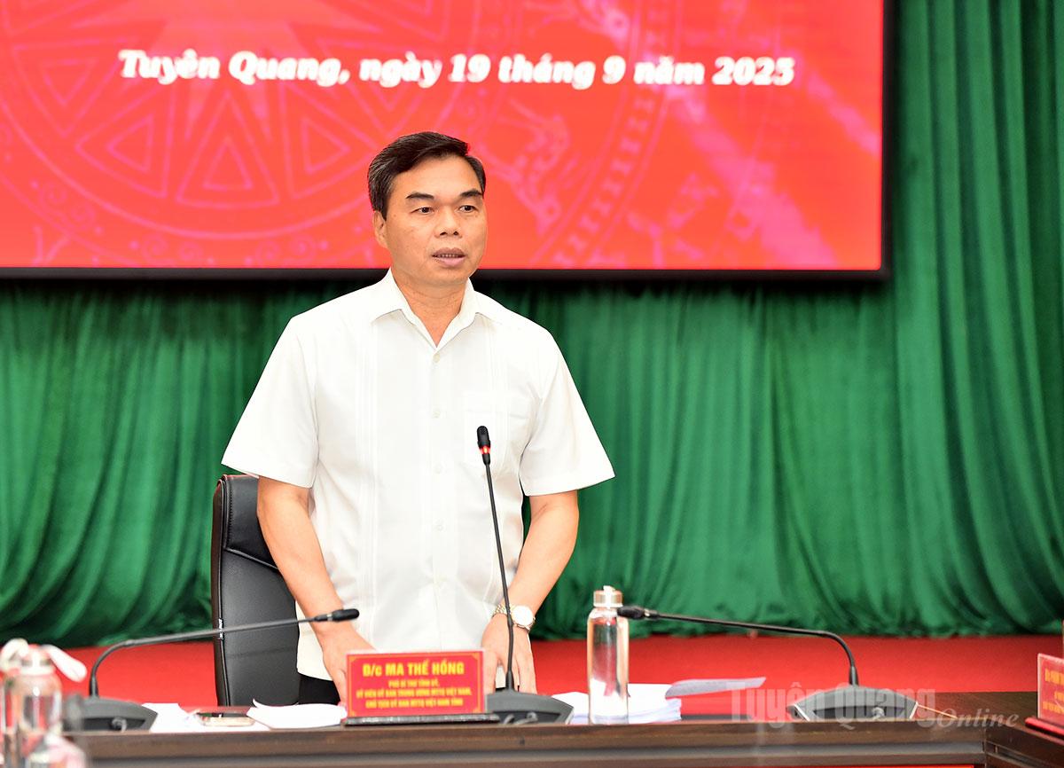 សមមិត្ត Ma The Hong អនុលេខាគណៈកម្មាធិការបក្សខេត្ត ប្រធានគណៈកម្មាធិការរណសិរ្សមាតុភូមិខេត្ត ថ្លែងសុន្ទរកថាបិទអង្គប្រជុំ។