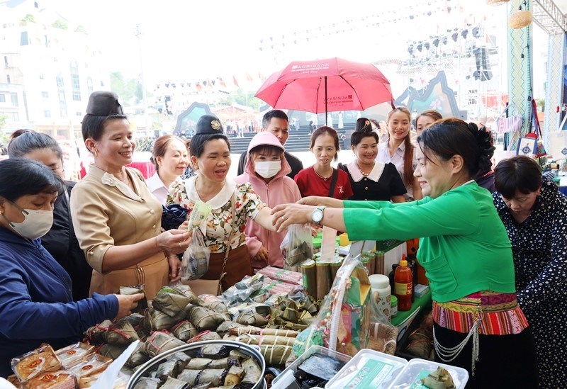 ការបើកកន្លែងបទពិសោធន៍វប្បធម៌ ទេសចរណ៍ និងការធ្វើម្ហូបនៅភាគពាយ័ព្យដែលបានពង្រីក - រូបថត 10