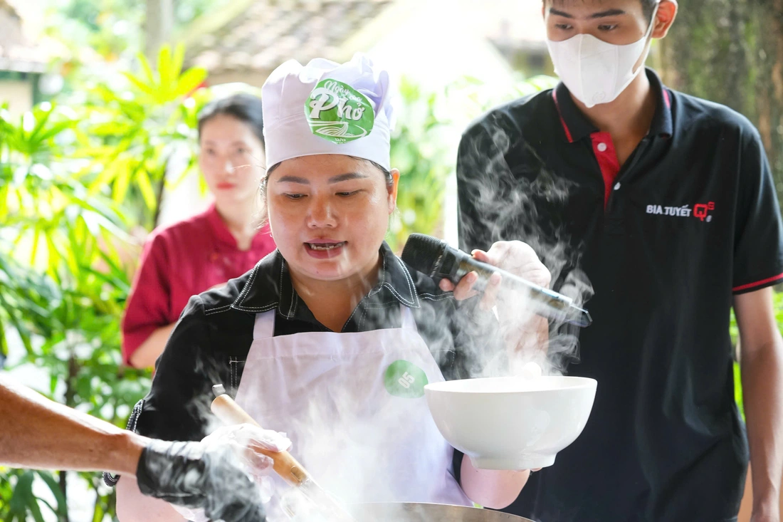 Phở mọi miền hội tụ để Đi tìm người nấu phở ngon năm 2025 - Ảnh 5.