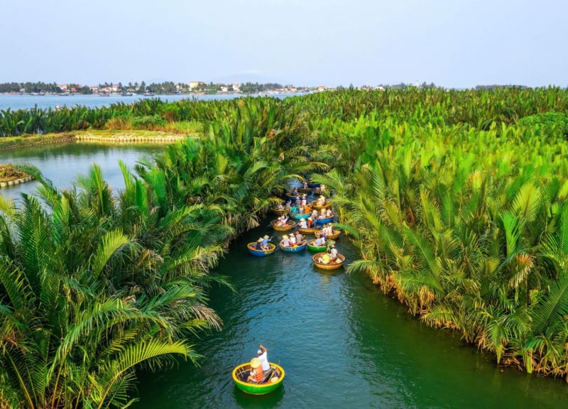 Phố cổ Hội An và làng Cẩm Thanh vinh danh kép cho du lịch Đà Nẵng  -0