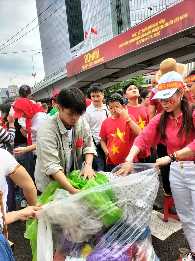 Những nét đẹp vô danh - Ảnh 1.