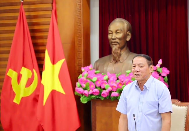 Bộ trưởng Nguyễn Văn Hùng chủ trì phiên họp lần thứ hai Ban Chấp hành Đảng bộ Bộ VHTTDL nhiệm kỳ 2025 - 2030 - Ảnh 6.