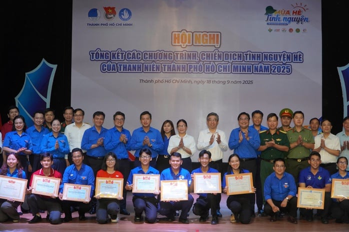 ទីក្រុងហូជីមិញ៖ យុវជនជិត 700.000 នាក់ចូលរួមក្នុងយុទ្ធនាការស្ម័គ្រចិត្តរដូវក្តៅឆ្នាំ 2025 - រូបថតទី 2 ។