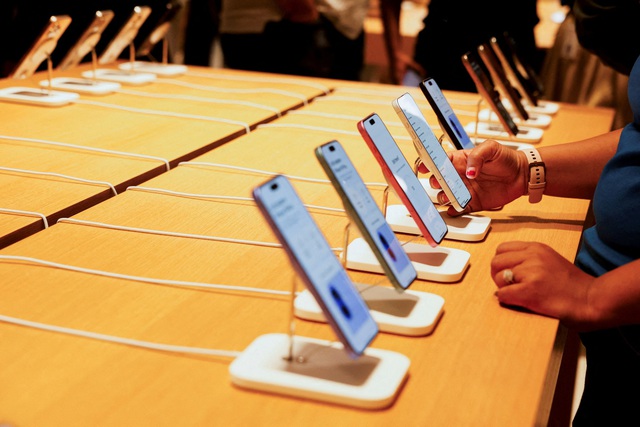 Nên mua iPhone 17 hay 'tiếp tục chờ đợi' iPhone 18? - Ảnh 1.