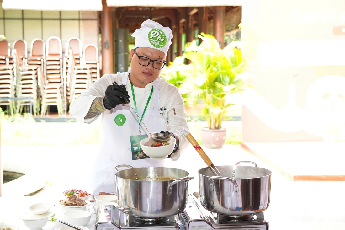 Phở mọi miền hội tụ để Đi tìm người nấu phở ngon năm 2025 - Ảnh 17.