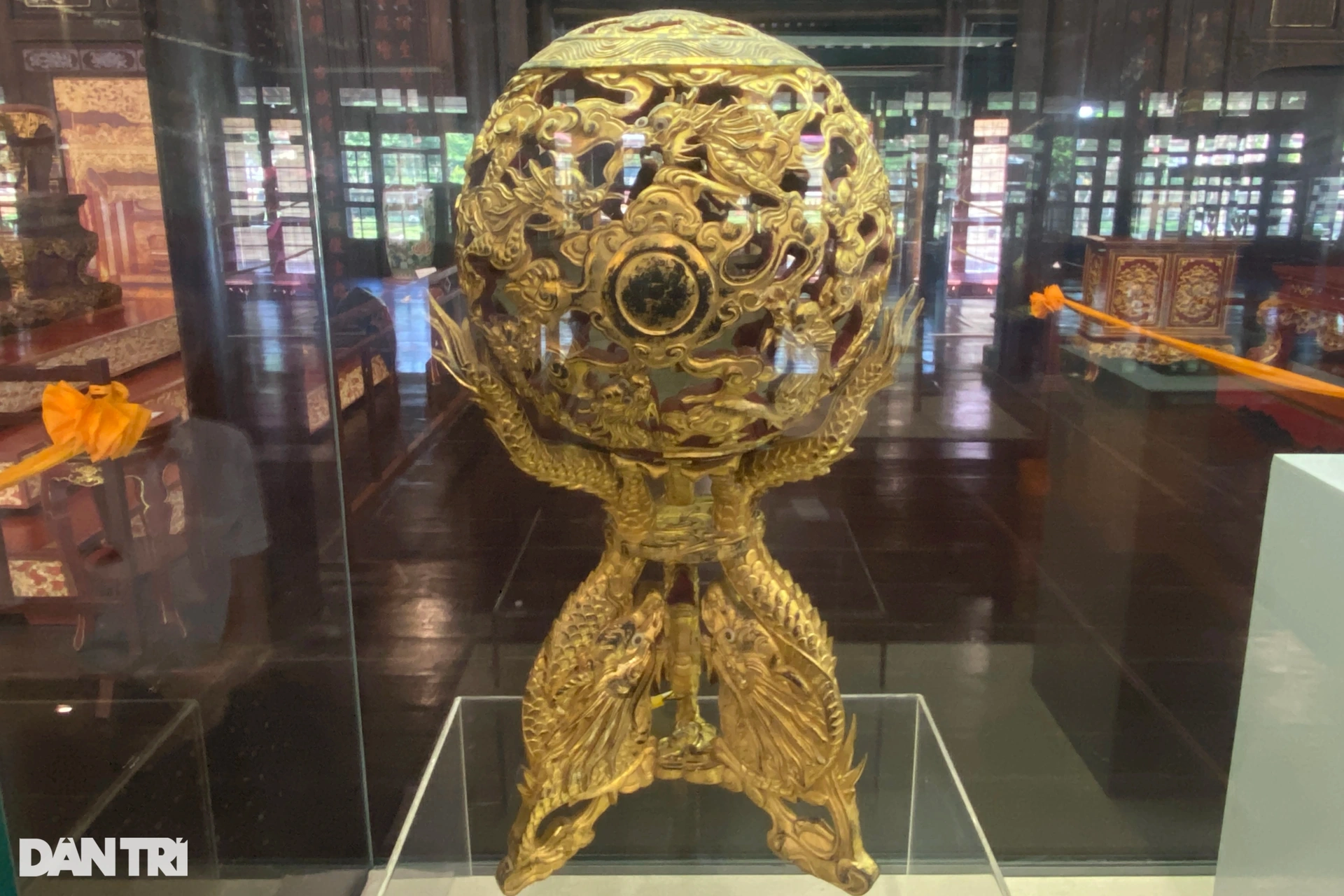 Ngắm 10 cổ vật triều Nguyễn được định danh số