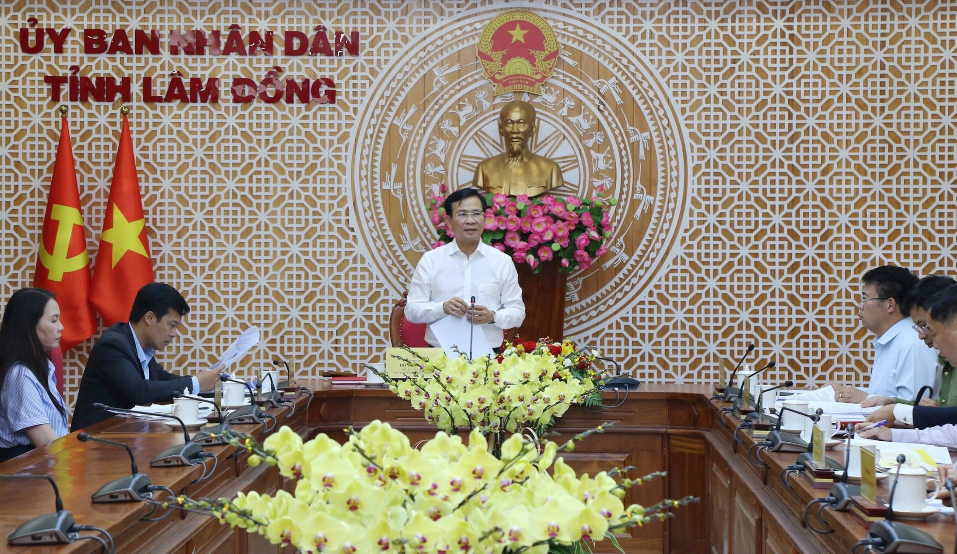 ការប្រជុំ (1)