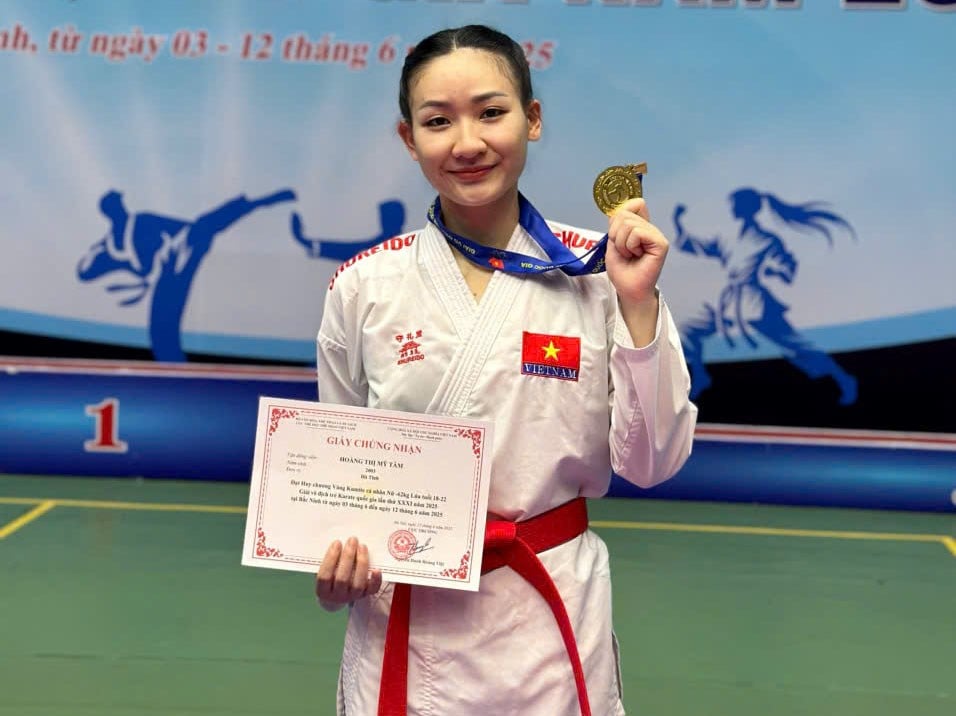 VĐV Mỹ Tâm - “bông hồng thép” của karate Việt Nam - ảnh 1