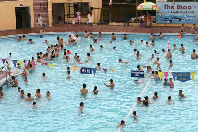 Bao giờ tầm vóc người Việt Nam được cải thiện: Bữa ăn học đường chưa ‘ngon’- Ảnh 2.