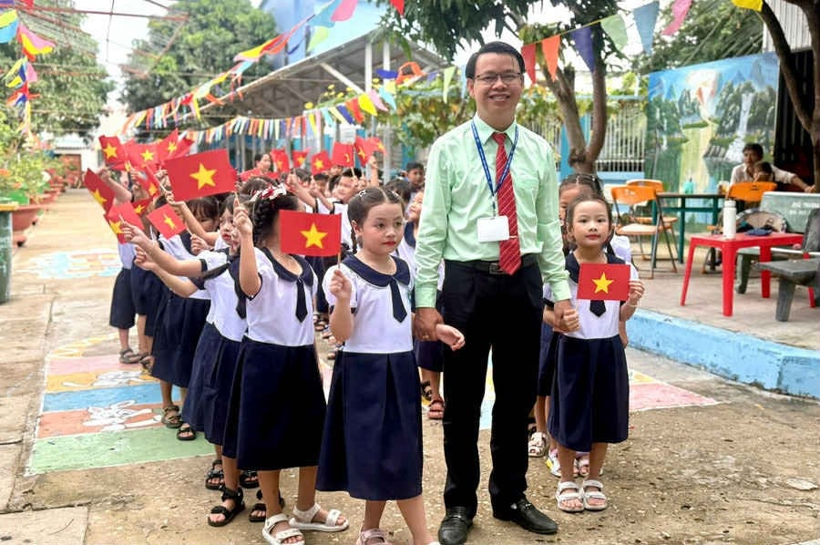 de-xuat-ve-mot-bo-sach-giao-khoa-thong-nhat-2.jpg