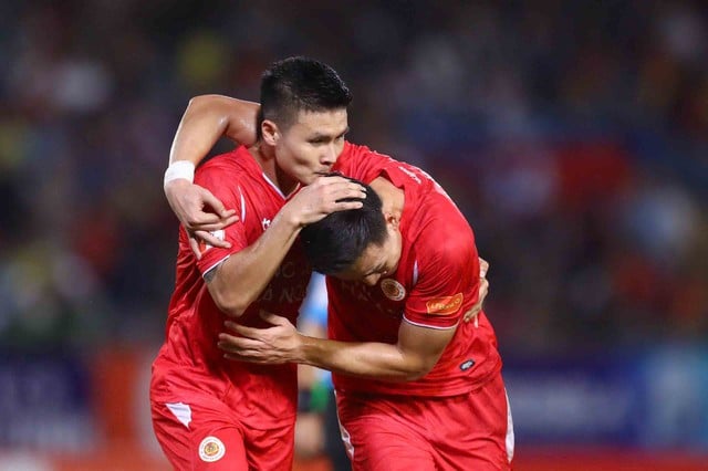 Cuộc đua vô địch V-League vô cùng hấp dẫn, cực khó đoán đội nào đăng quang!- Ảnh 2.