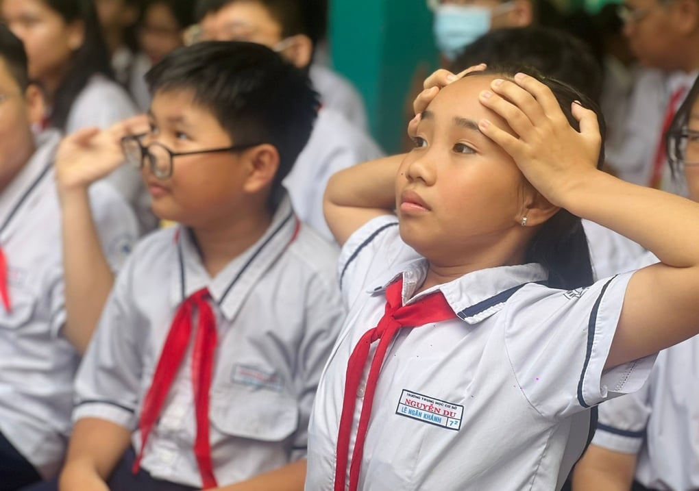 Sở GDĐT TPHCM cấm trường lạm dụng tài trợ thành khoản thu bắt buộc - 1