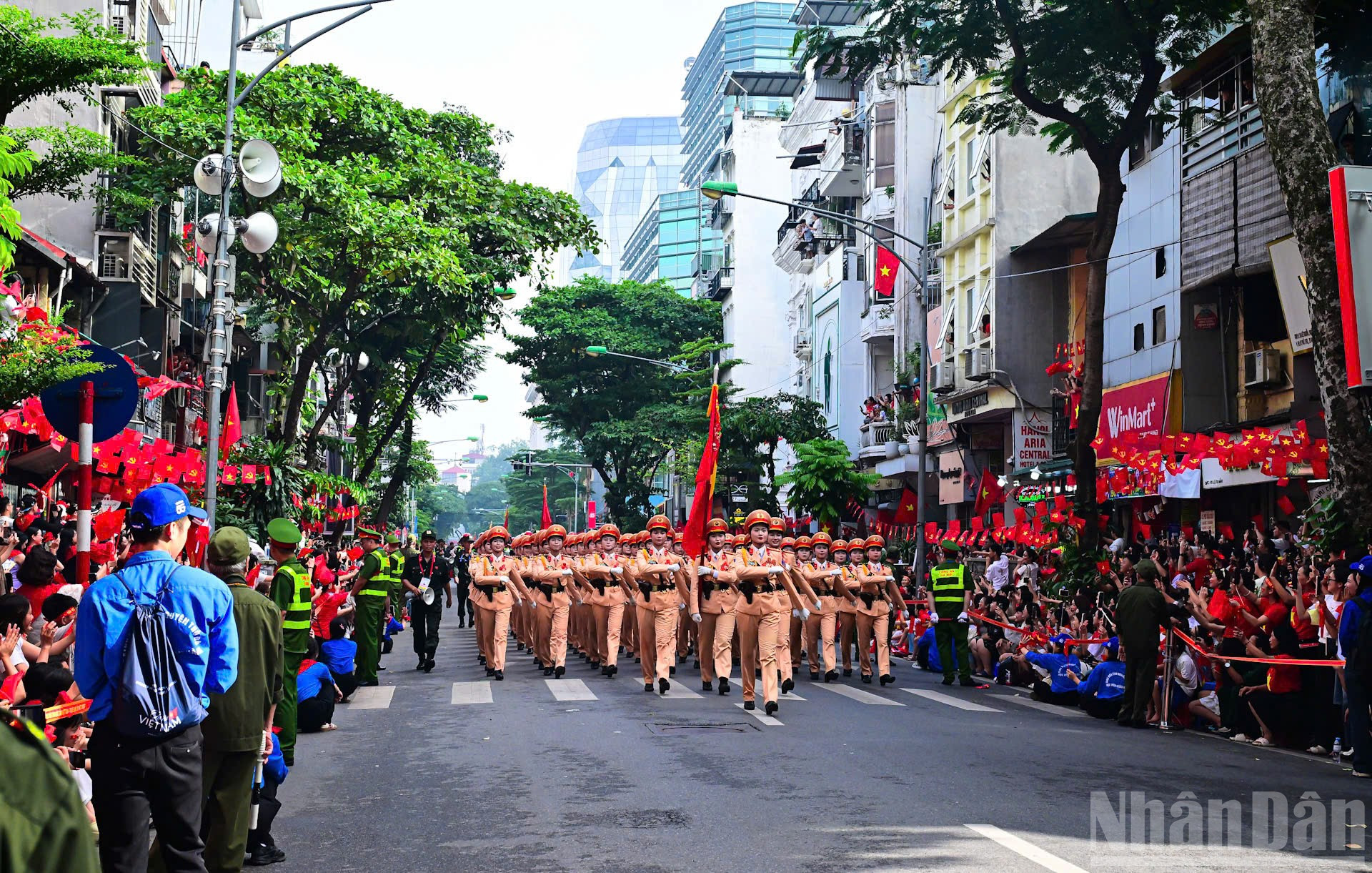 ndo_br_leduan-congan2.jpg