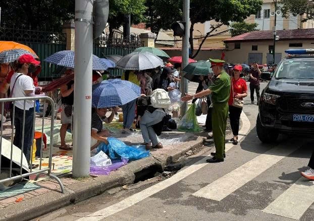 100% cán bộ chiến sĩ Đội Cảnh sát trật tự thực hiện nhiệm vụ bảo đảm an ninh trật tự trong dịp Quốc khánh- Ảnh 2.