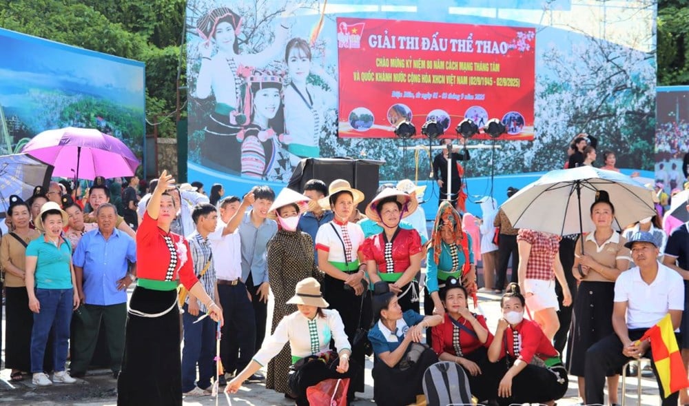 Dien Bien : des activités culturelles et sportives passionnantes pour célébrer la fête nationale - photo 6