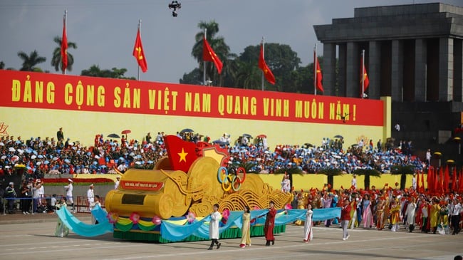 Rạng rỡ khối quần chúng tham gia Lễ diễu binh, diễu hành kỷ niệm 80 năm Quốc khánh 2/9 - Ảnh 18.
