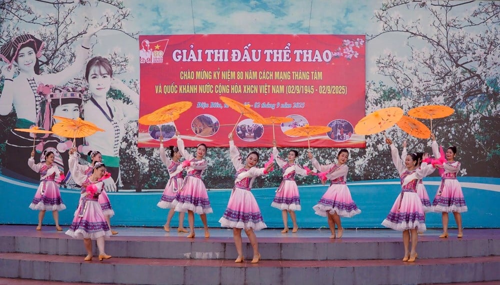 Dien Bien : des activités culturelles et sportives passionnantes pour célébrer la fête nationale - photo 4