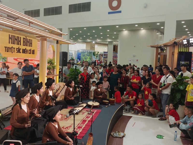 ទេសចរណ៍វប្បធម៌៣តំបន់ក្នុងពិធីតាំងពិព័រណ៍សមិទ្ធិផលជាតិ 