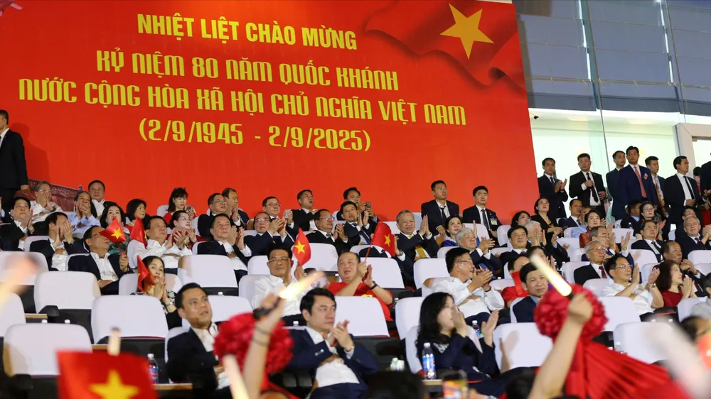 Negara menghantar mesej dan surat tahniah pada ulang tahun ke-80 Hari Kebangsaan Vietnam