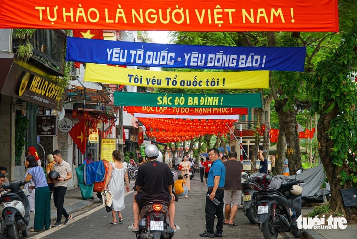 Xem diễu binh, diễu hành xong đi chơi đâu gần, có đồ ăn ngon? - Ảnh 3.