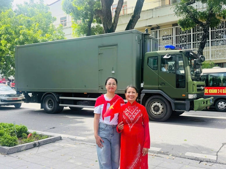 Lễ kỷ niệm, diễu binh, diễu hành 80 năm Ngày Quốc khánh chạm tới cảm xúc của từng người dân- Ảnh 4.
