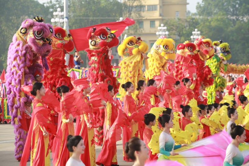 ពណ៌​សិល្បៈ​ក្នុង​ក្បួន​ដង្ហែ​វីរៈ​យុទ្ធ​បុណ្យ​ជាតិ -៩