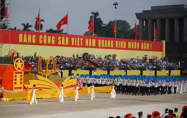 Rạng rỡ khối quần chúng tham gia Lễ diễu binh, diễu hành kỷ niệm 80 năm Quốc khánh 2/9 - Ảnh 10.
