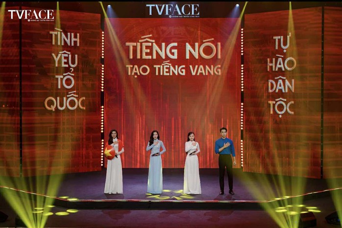 Các thế hệ MC truyền hình tự hào về tình yêu tổ quốc và tinh thần dân tộc - Ảnh 4.