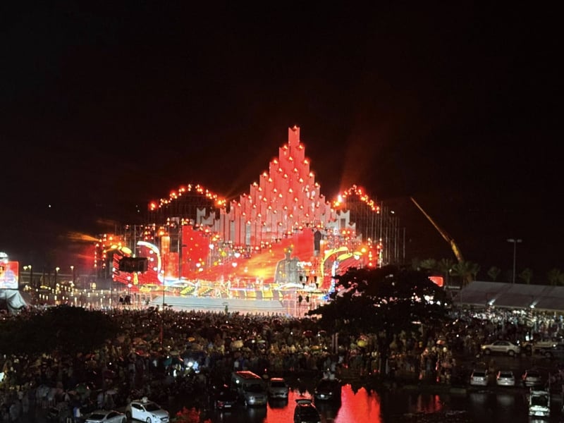 Programul artistic „Steaua Independenței” aprinde mândria în orașul Ho Chi Minh -0
