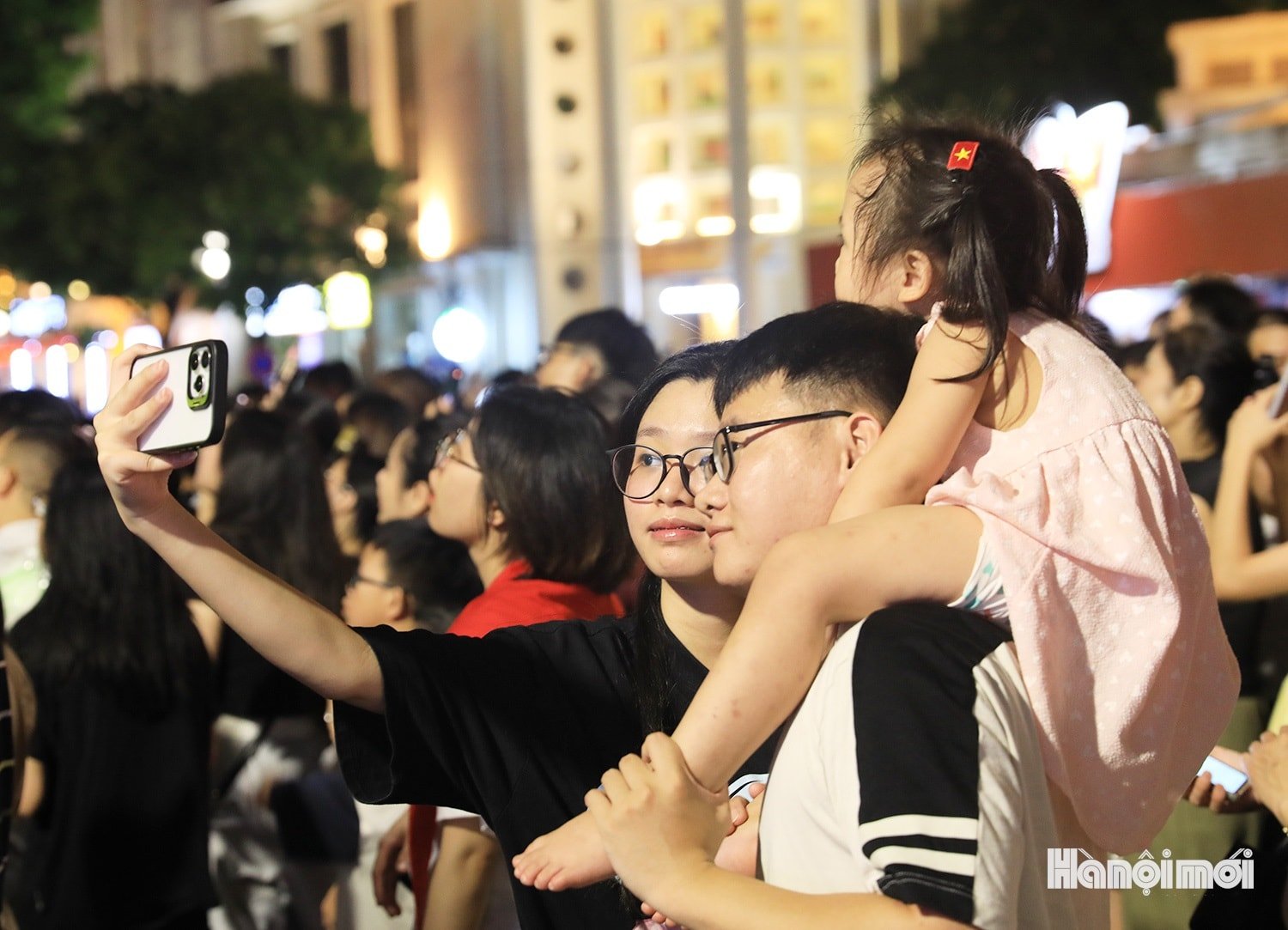 W_phao-hao-quoc-khanh-3.jpg