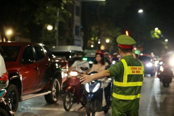 100% cán bộ chiến sĩ Đội Cảnh sát trật tự thực hiện nhiệm vụ bảo đảm an ninh trật tự trong dịp Quốc khánh- Ảnh 3.