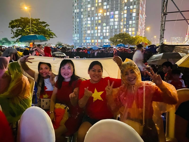 Programul artistic „Steaua Independenței” aprinde mândria în orașul Ho Chi Minh -1