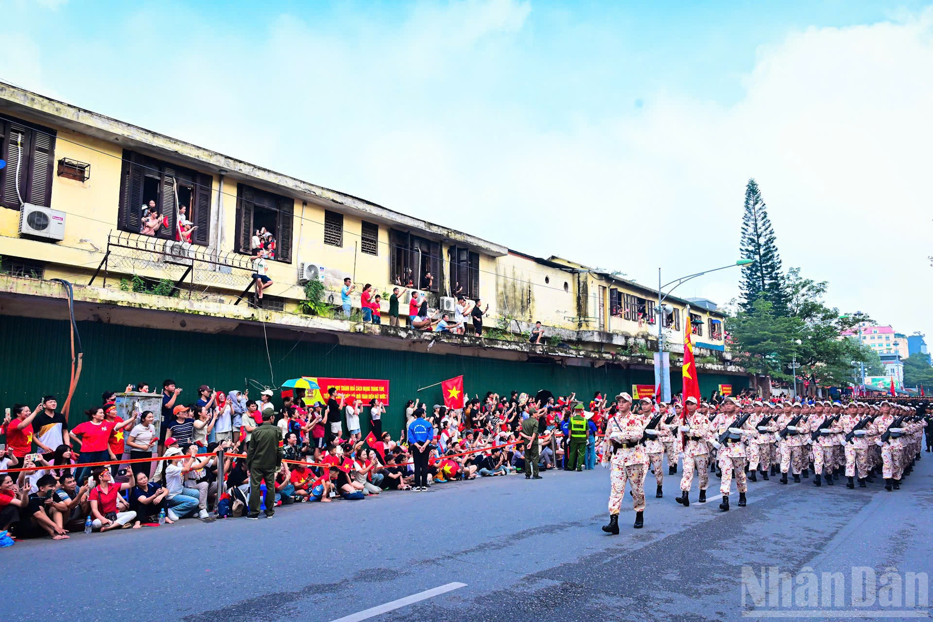 ndo_br_leduan-congan6.jpg
