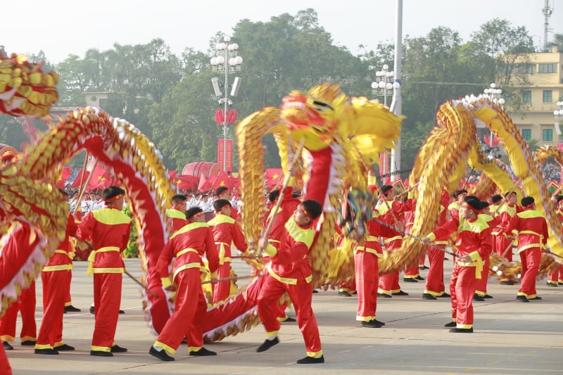 ສີສັນສິລະປະໃນຂະບວນແຫ່ວິລະຊົນ, ຂະບວນແຫ່ວັນຊາດ-6
