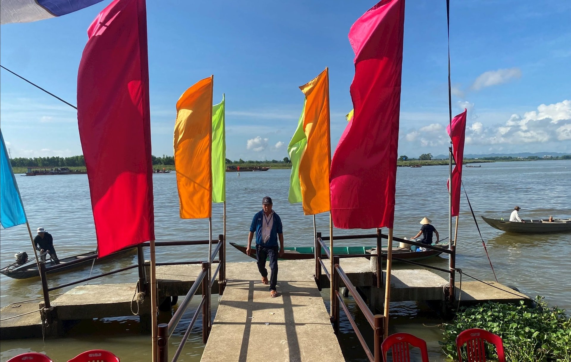 Dermaga Wisata Desa Tembikar Thanh H