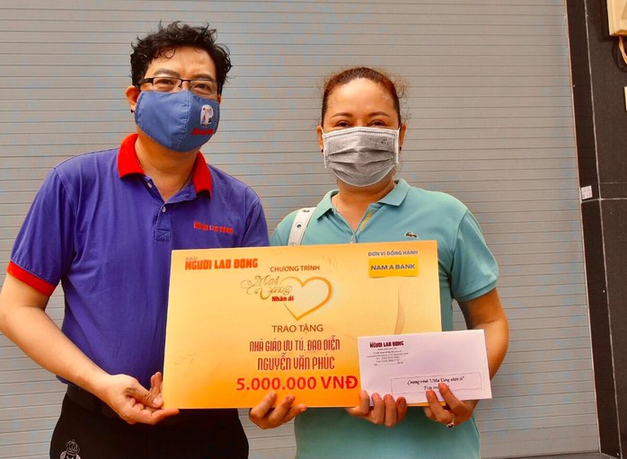 “Mai Vàng nhân ái” thăm NGƯT Nguyễn Văn Phúc, nghệ sĩ Xuân Hiểu - Ảnh 3.
