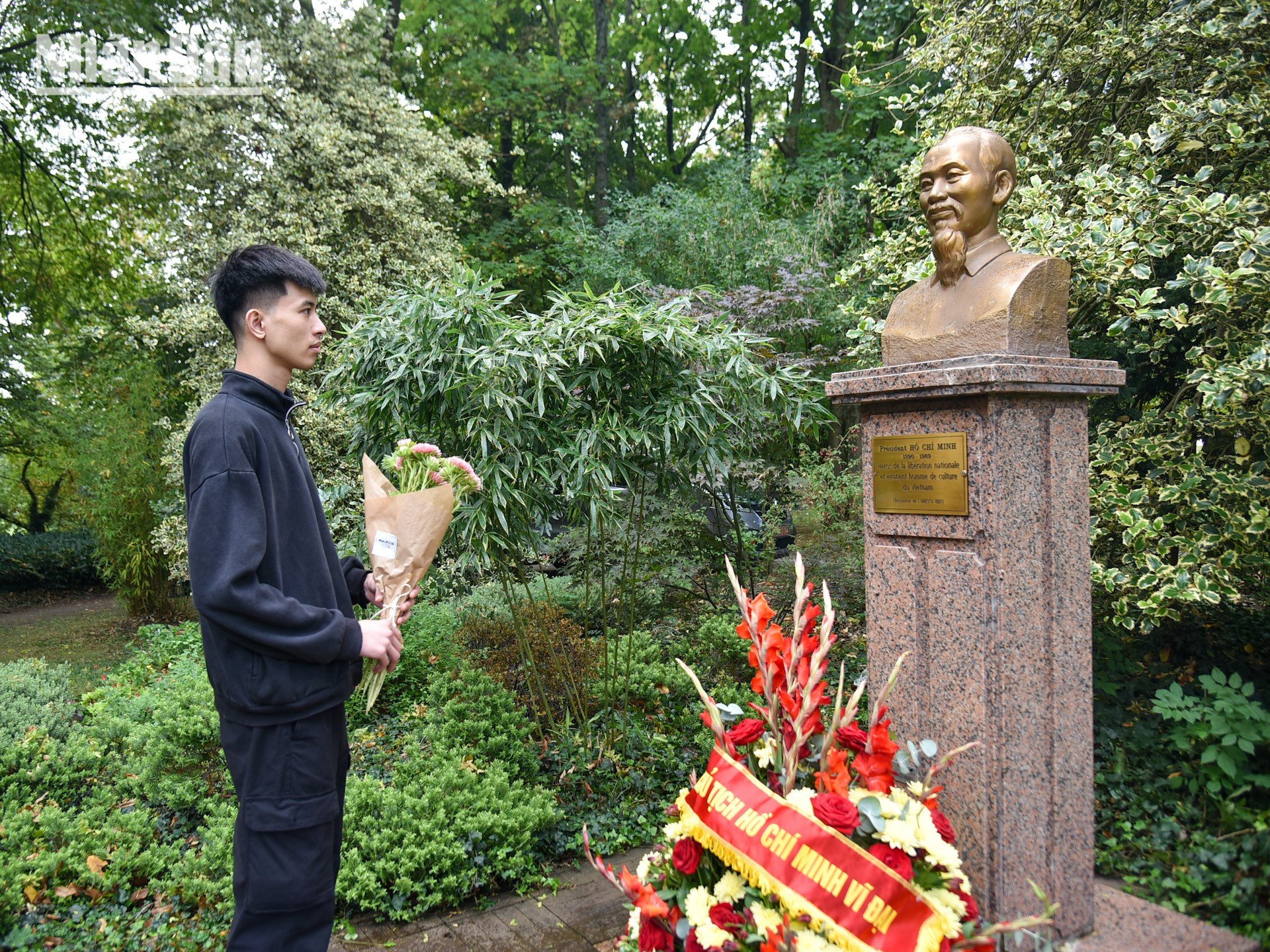 dang-hoa-cv-montreau-phap-duy-16.jpg