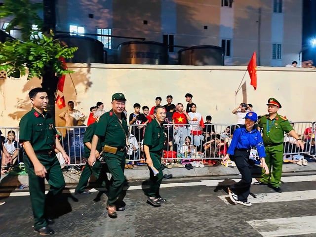 Sức trẻ tình nguyện đồng hành cùng Lễ kỷ niệm diễu binh, diễu hành A80- Ảnh 1.