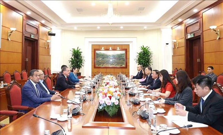 Thường trực Ban Bí thư Trần Cẩm Tú tiếp Phó Chủ tịch Đảng Xã hội Chủ nghĩa thống nhất Venezuela- Ảnh 1.