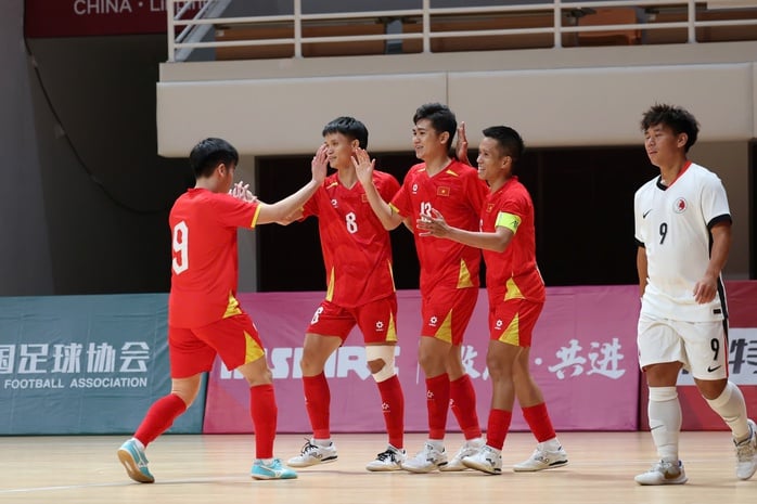 La nazionale vietnamita di futsal ha esordito nella sua campagna con una vittoria per 9-1 - Foto 2.
