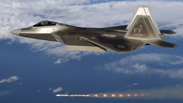 f-22-アムラーム.jpg