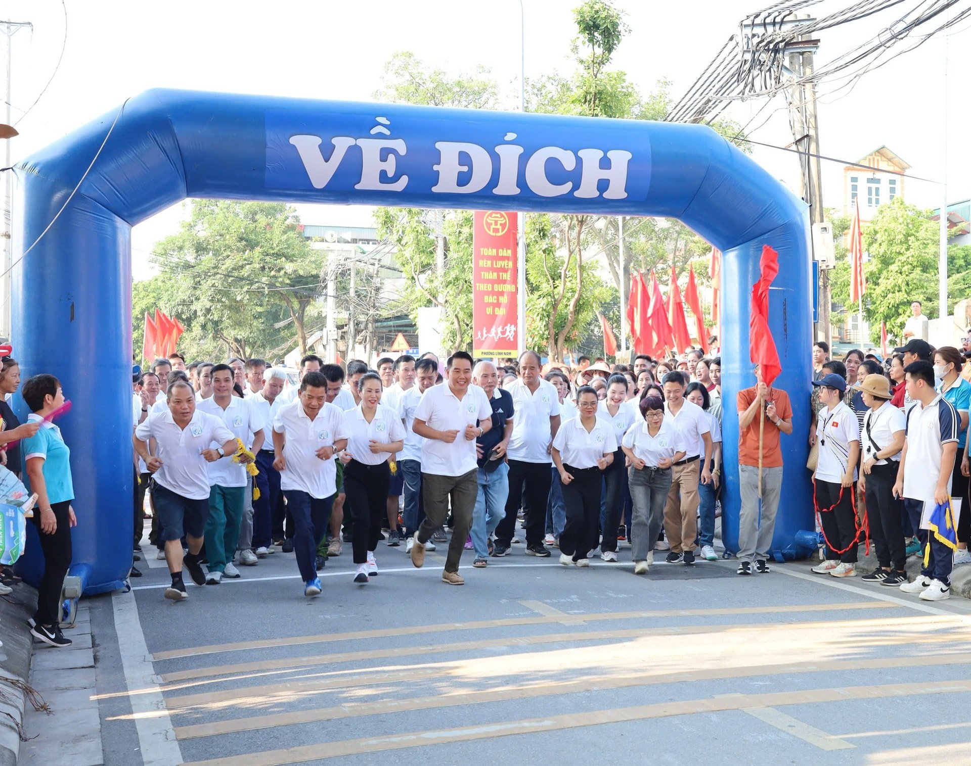 z7030709003925_91e48058cd4abff0a6a0f2b9560fee2f.jpg