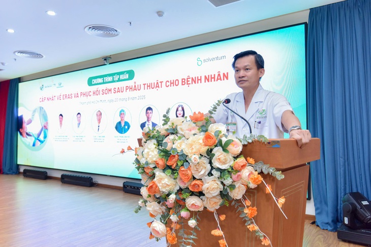 Thay khớp gối, khớp háng chỉ 4 ngày đã xuất viện nhờ ERAS - Ảnh 1.