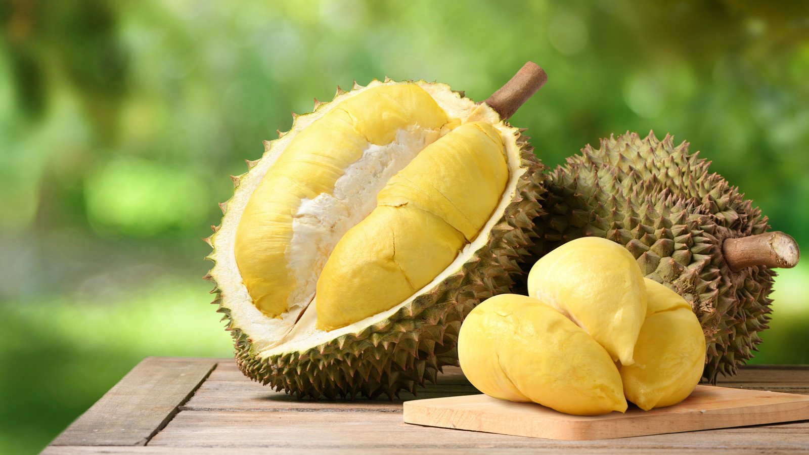 Gia đình du khách ăn sầu riêng 5 , 5 kg trước giờ bay ở Chiang Mai - Ảnh 3.